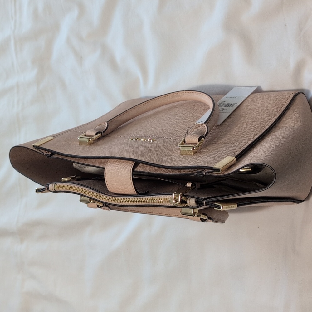 Calvin Klein Raelynn Light Pink  Medium Saffiano Satchel Bag Style: H9AD19DVdt5 - Picture 13 of 13